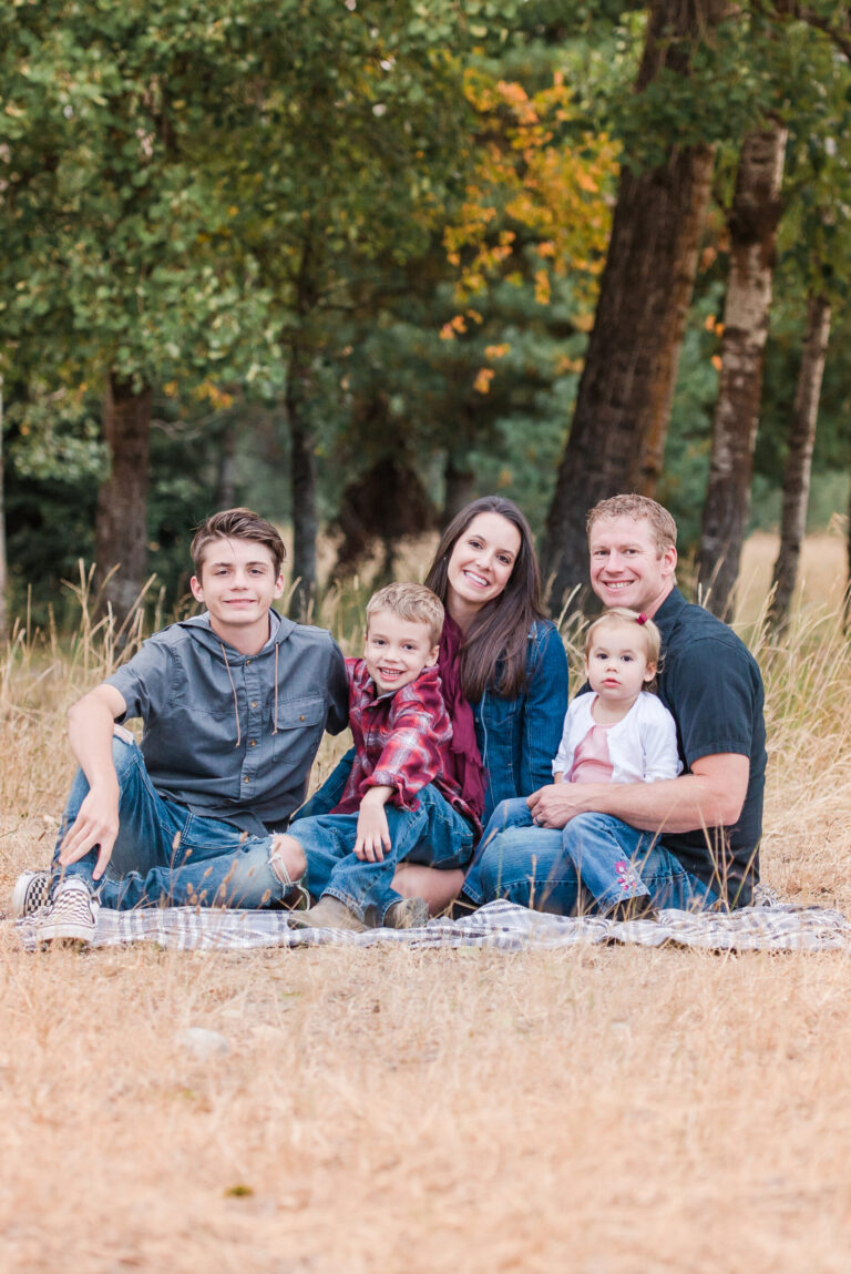 Fall Family Photos | Sandpoint, Idaho Photographer
