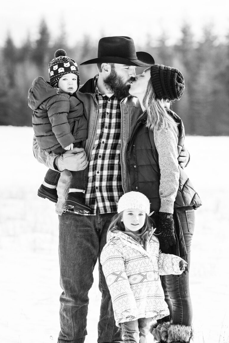 Winter Family Portraits | Full-time RVers Become Idaho Residents