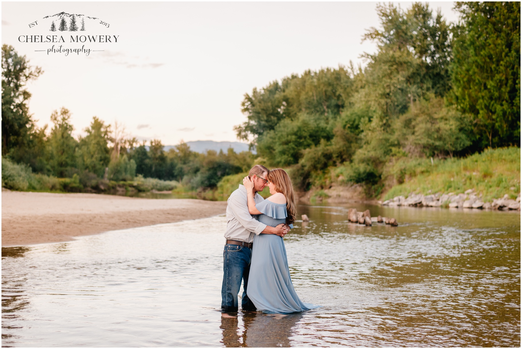 sunset couples photography | pack river sandpoint idaho