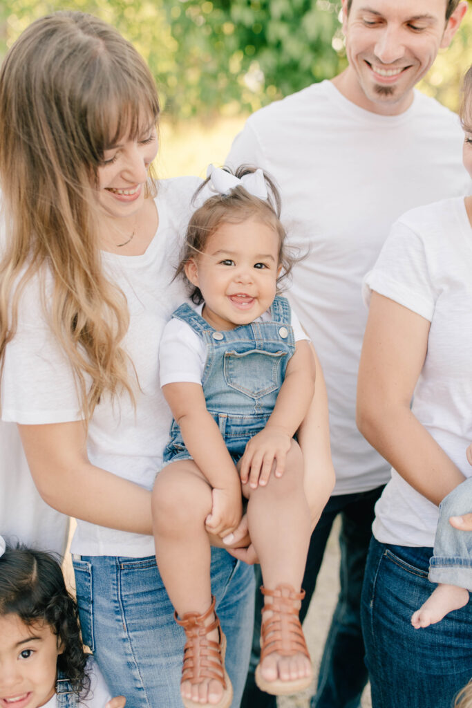 candid family photography | summer family portraits